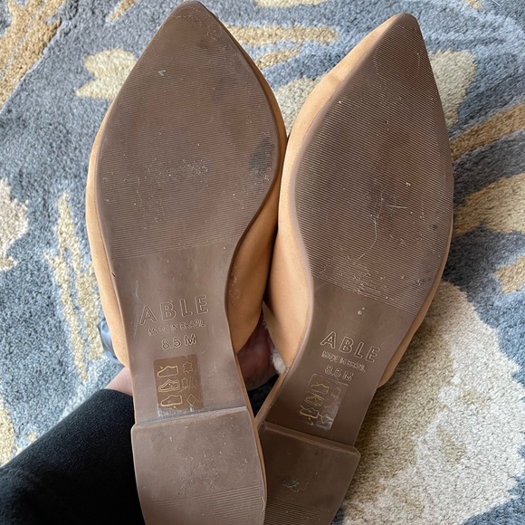 Able Becca Slipper Leather Shearling Slide Mule size 8.5 Tan Brown - Picture 10 of 11